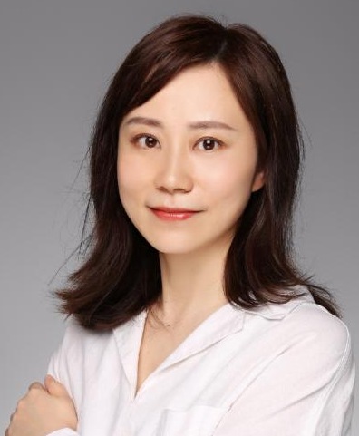 “薇”光照亮，一“陸”同行——記外國(guó)語(yǔ)學(xué)院陸薇薇老師