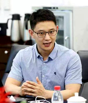 從冒泡汽水，到燃料電池——訪(fǎng)能源與環(huán)境學(xué)院李桃教授